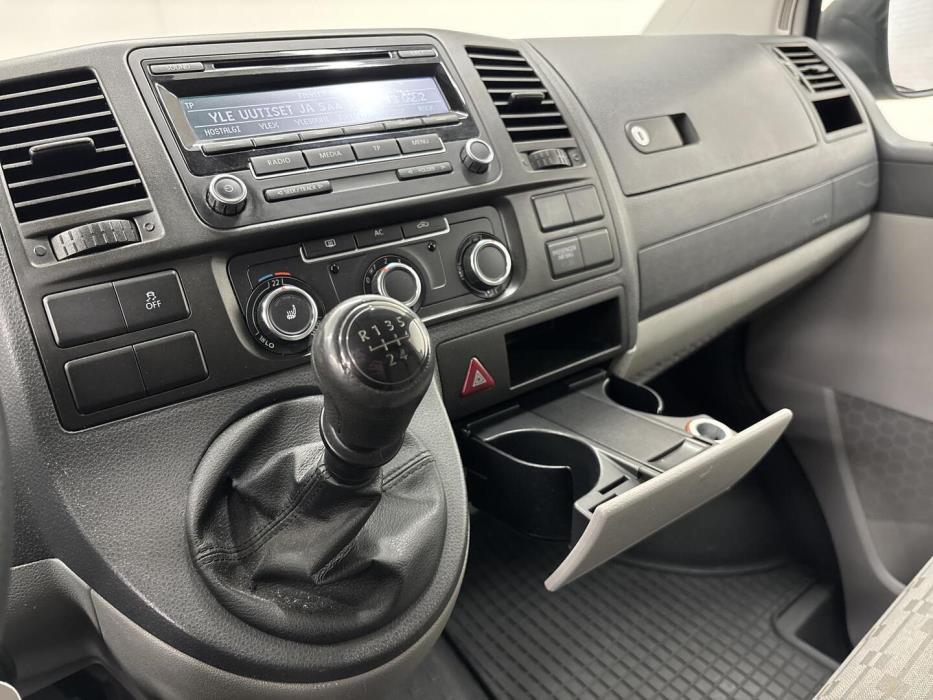 VOLKSWAGEN Transporter 2012