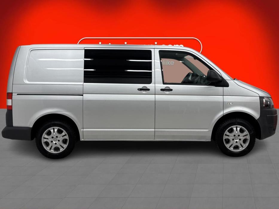 VOLKSWAGEN Transporter 2012
