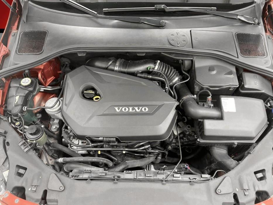 VOLVO V60 2012