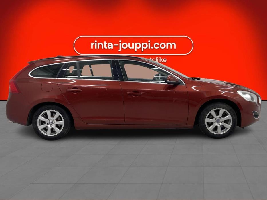 VOLVO V60 2012