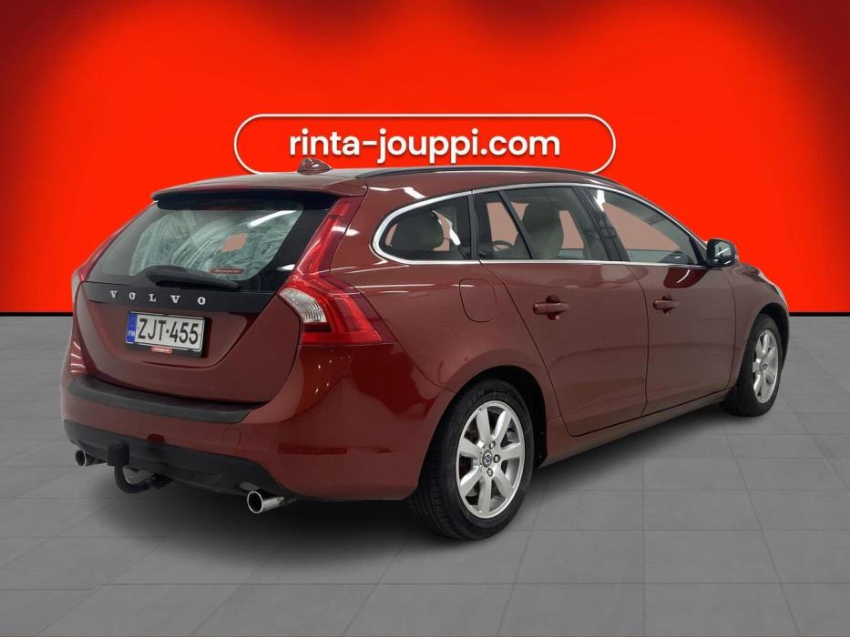 VOLVO V60 2012