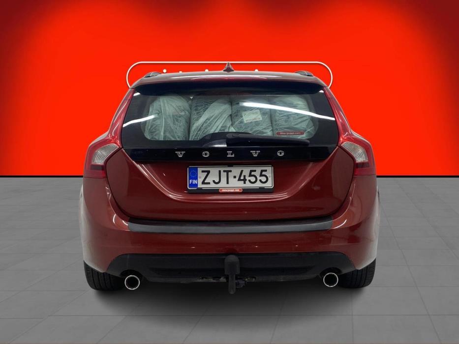 VOLVO V60 2012