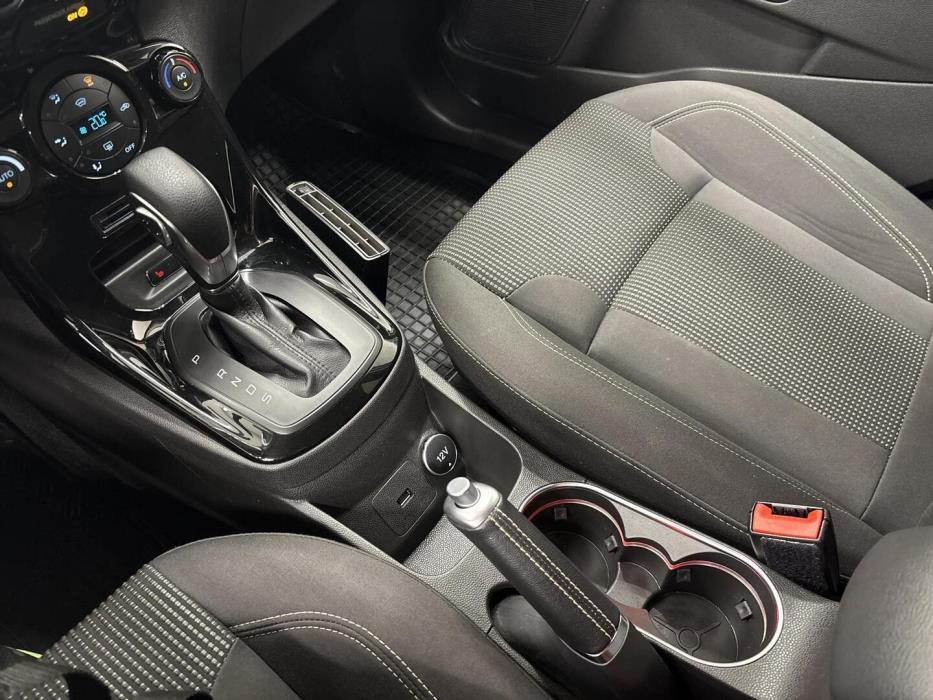 FORD Fiesta 2017