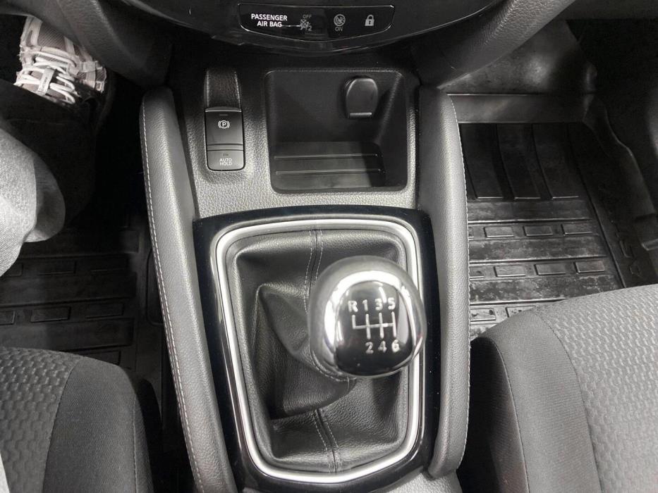 NISSAN Qashqai 2018