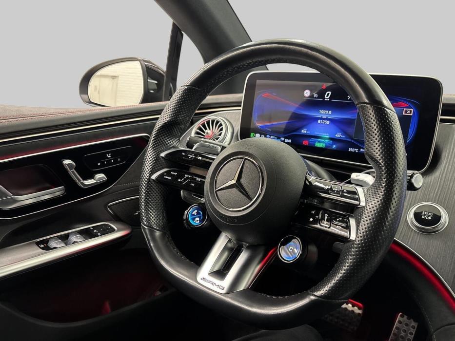 MERCEDES-BENZ EQE 2022
