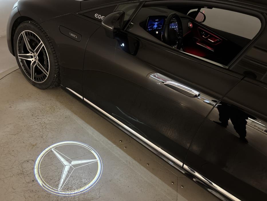 MERCEDES-BENZ EQE 2022