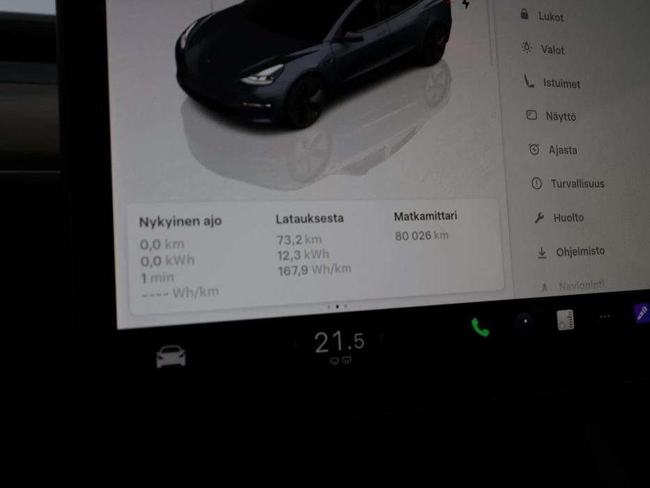 TESLA MODEL 3 2022