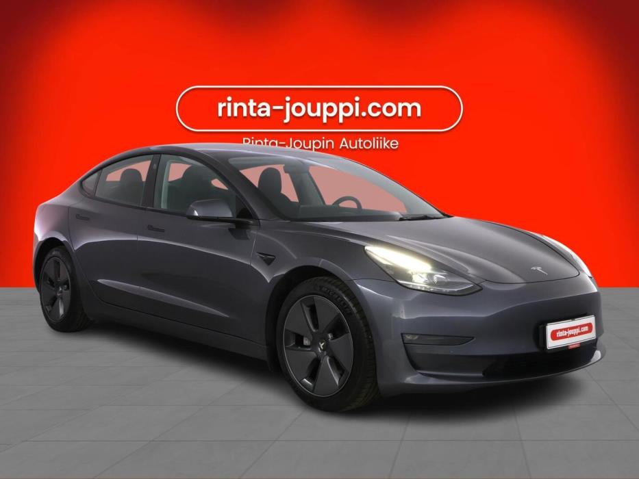 TESLA MODEL 3 2022