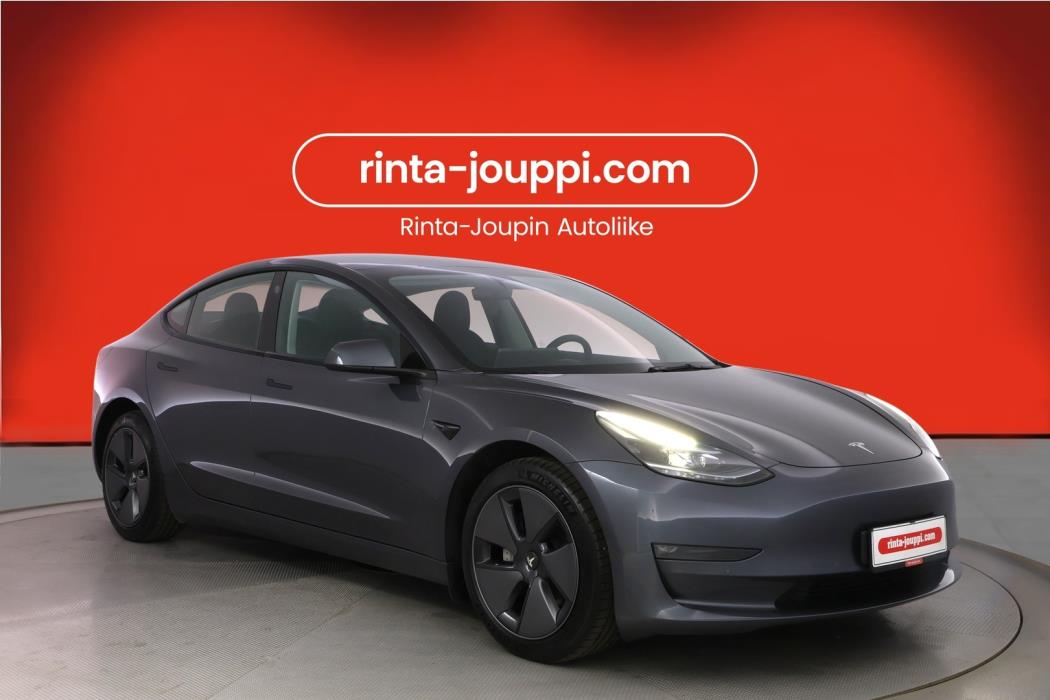 TESLA MODEL 3 2022