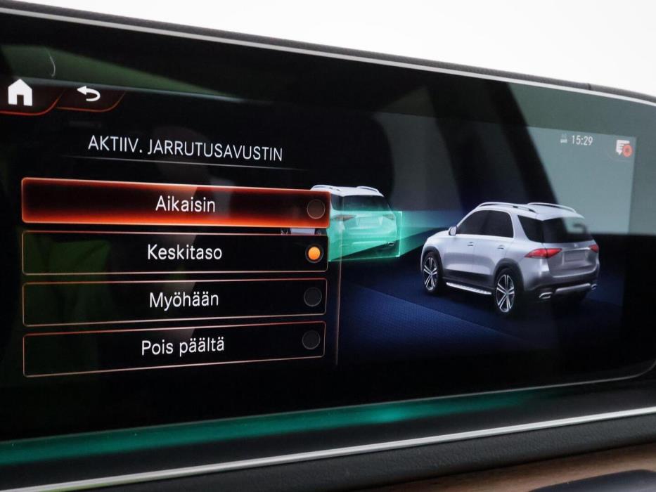 MERCEDES-BENZ GLE 2023