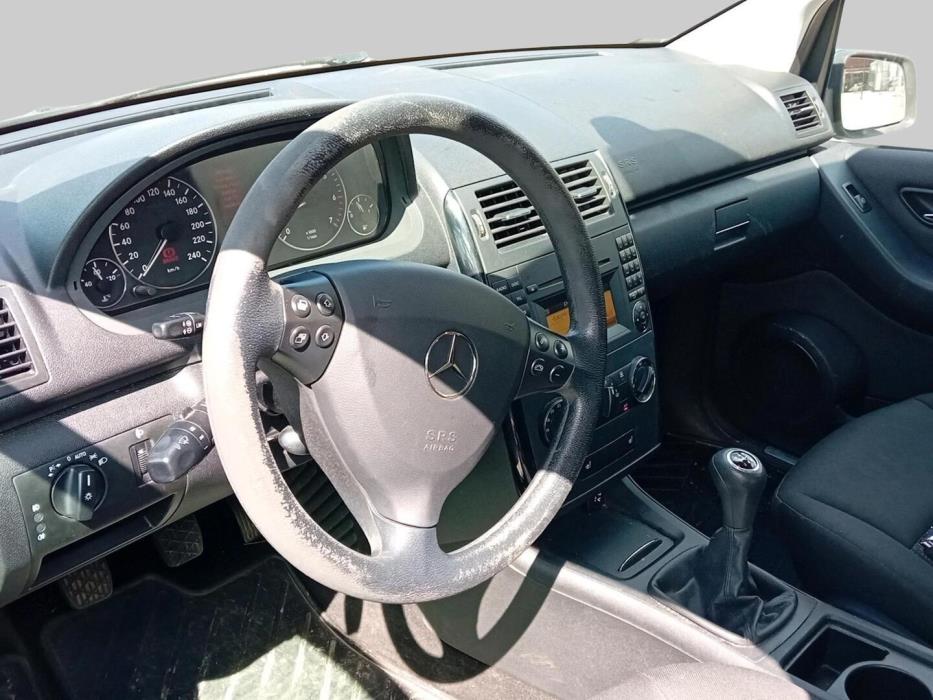 MERCEDES-BENZ A 2008