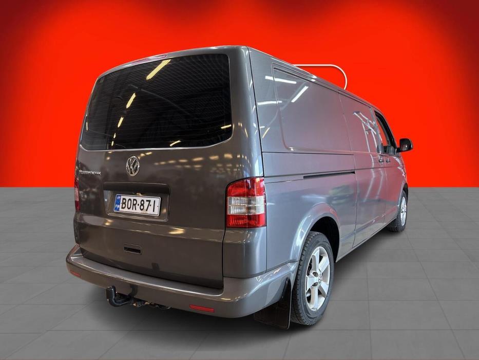 VOLKSWAGEN Transporter 2011
