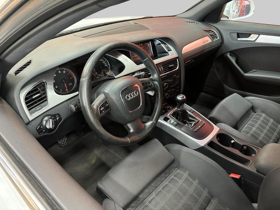 AUDI A4 2010