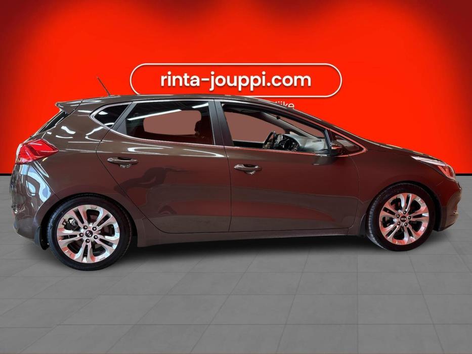 KIA cee'd 2013