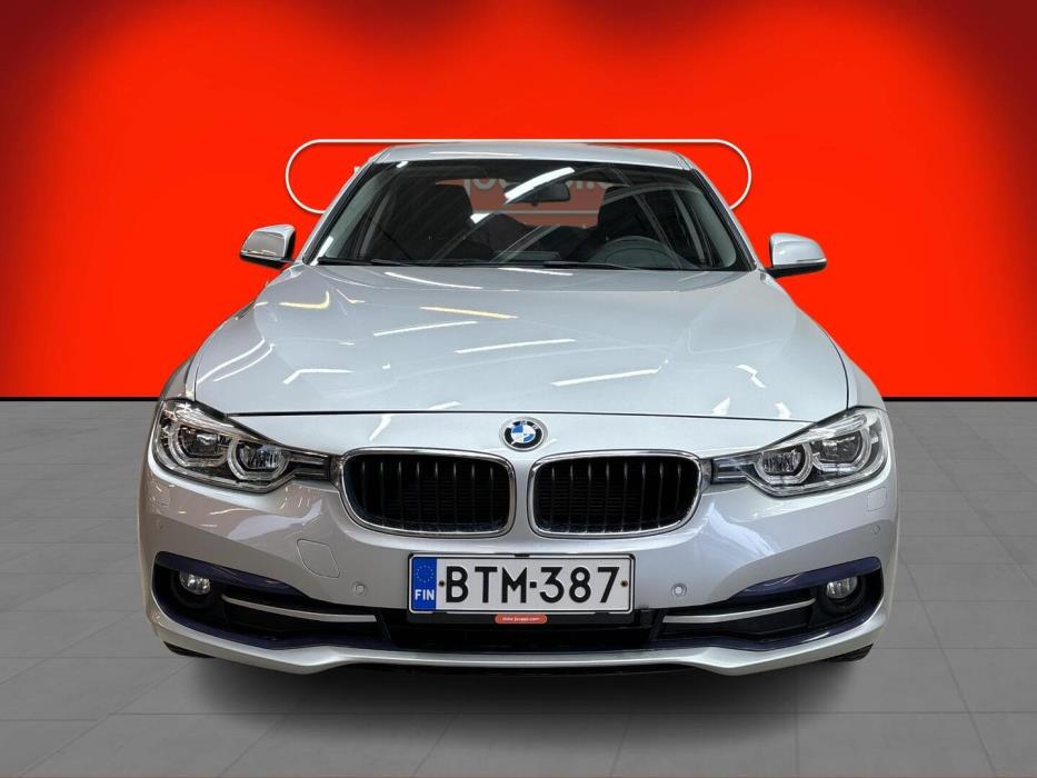 BMW 320 2016