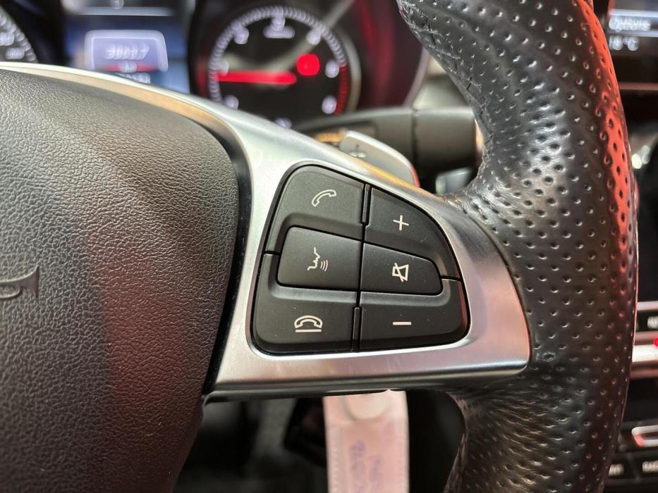 MERCEDES-BENZ C 2015