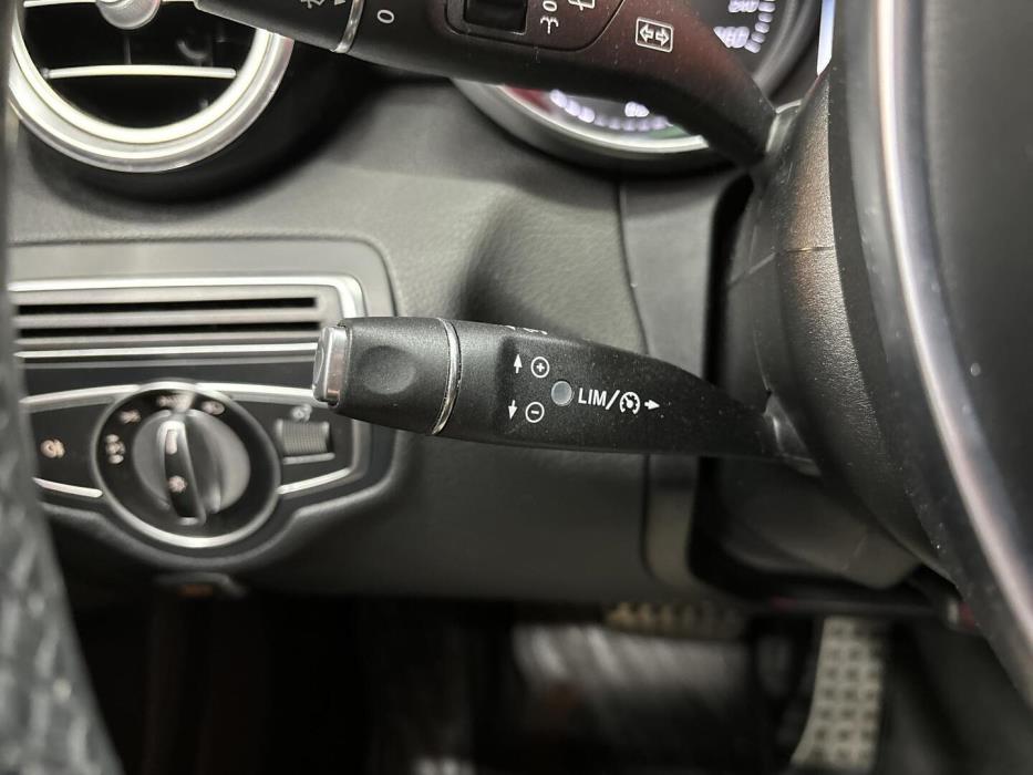 MERCEDES-BENZ C 2015