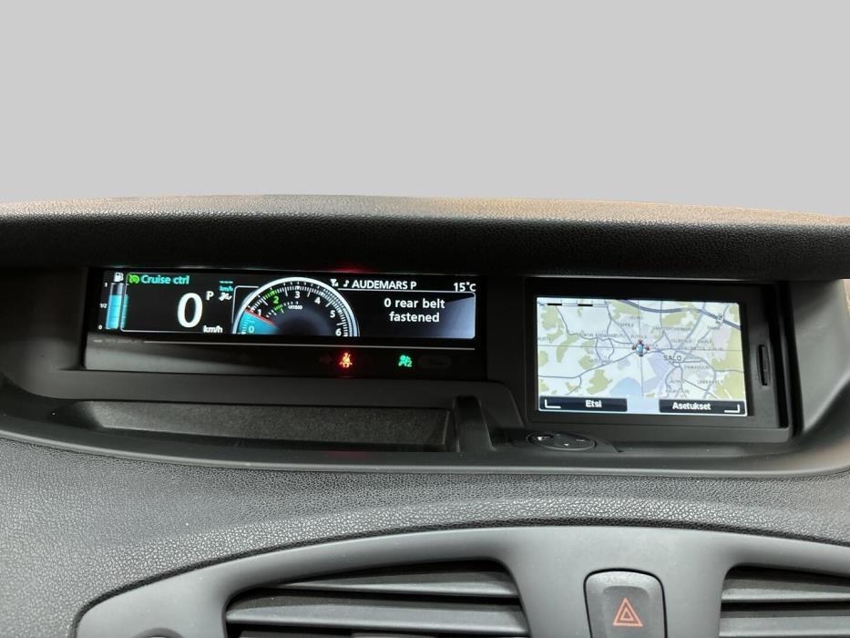 RENAULT Grand Scenic 2015