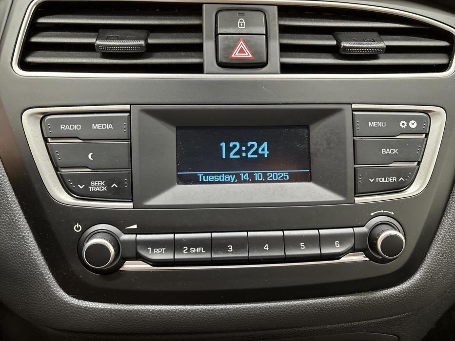 HYUNDAI i20 Hatchback 2018