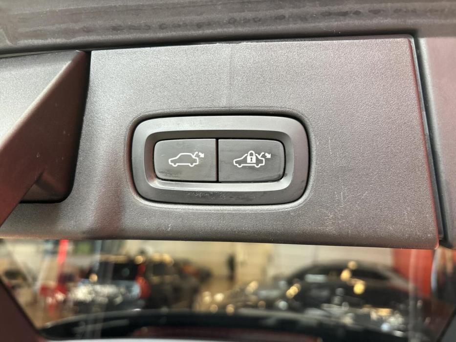 VOLVO V90 2019