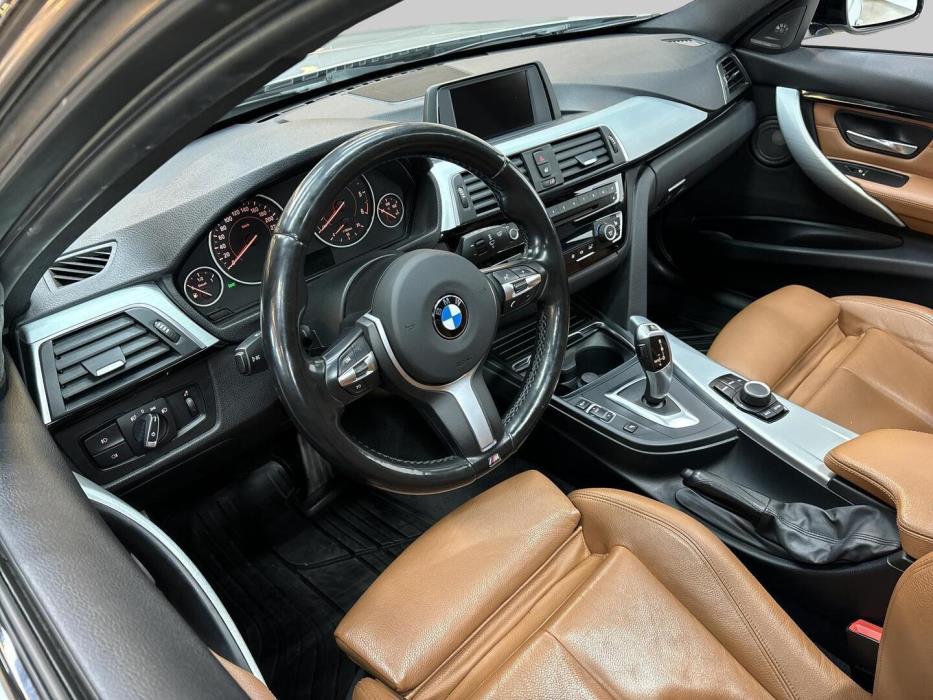 BMW 320 2016