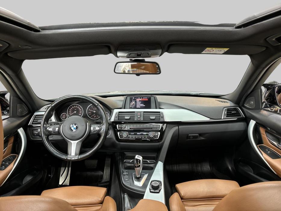 BMW 320 2016