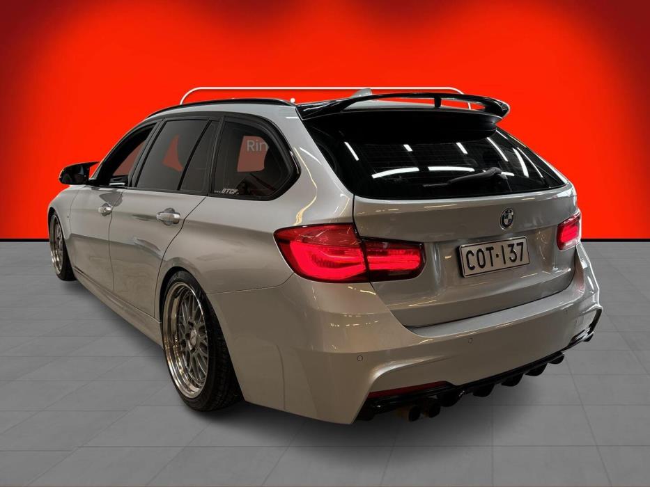 BMW 320 2016