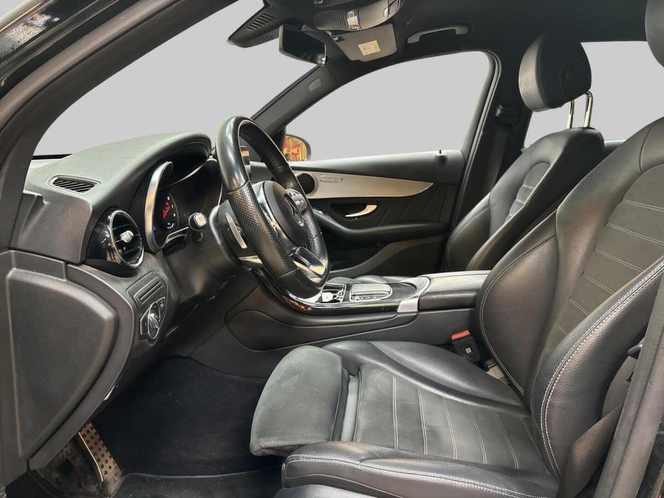 MERCEDES-BENZ GLC 2022