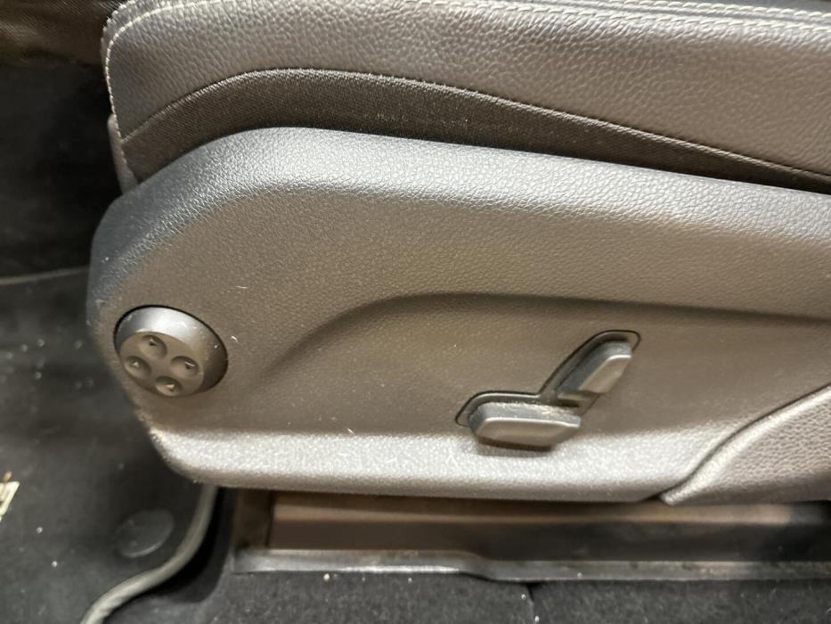 MERCEDES-BENZ GLC 2022