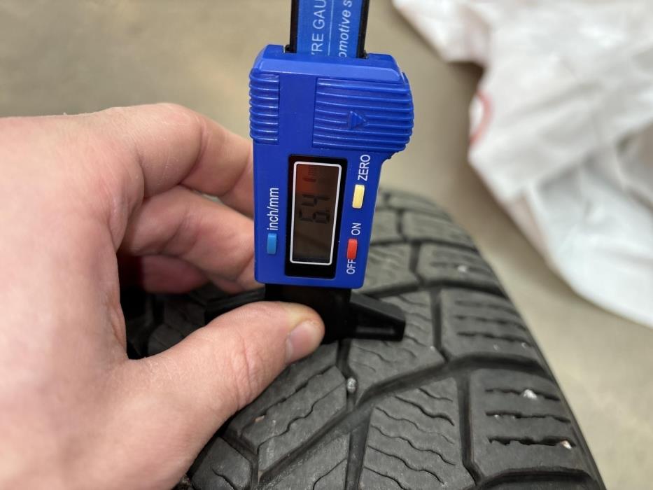 MERCEDES-BENZ GLC 2022