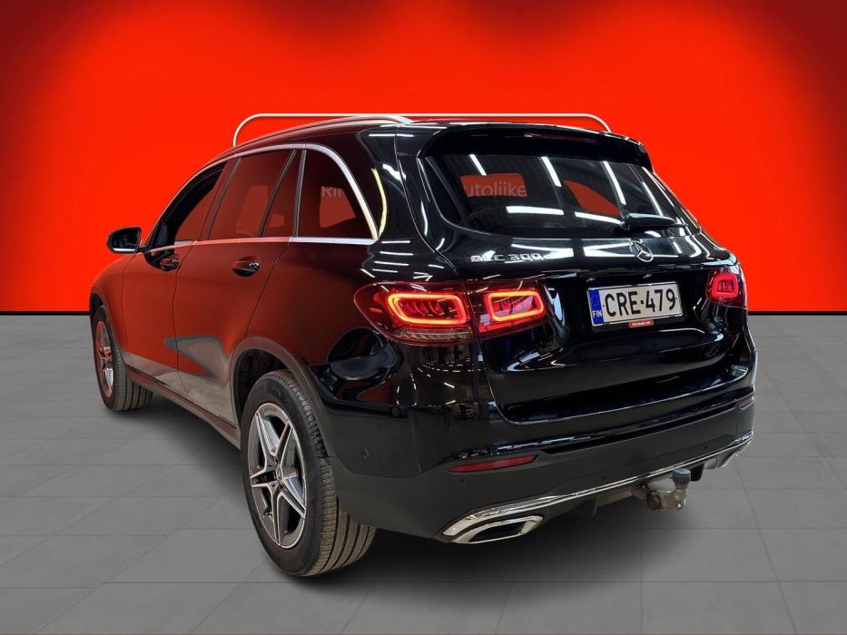 MERCEDES-BENZ GLC 2022