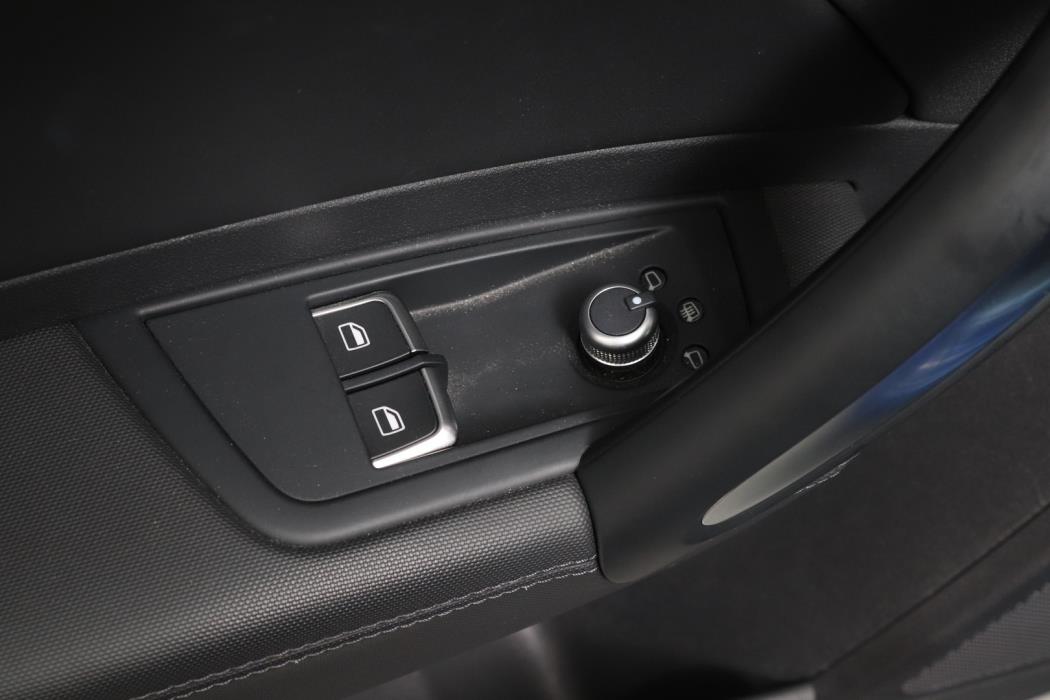 AUDI S1 2016