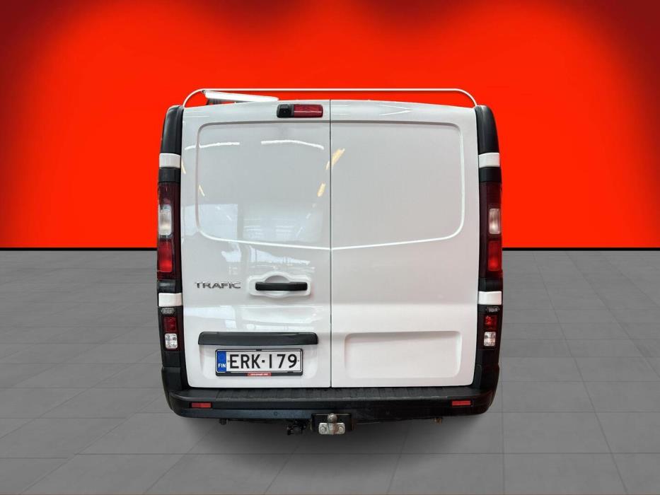 RENAULT TRAFIC 2020