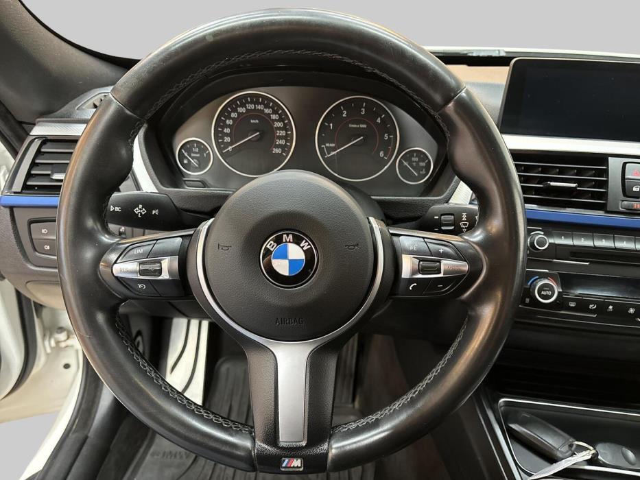BMW 320 Gran Turismo 2015