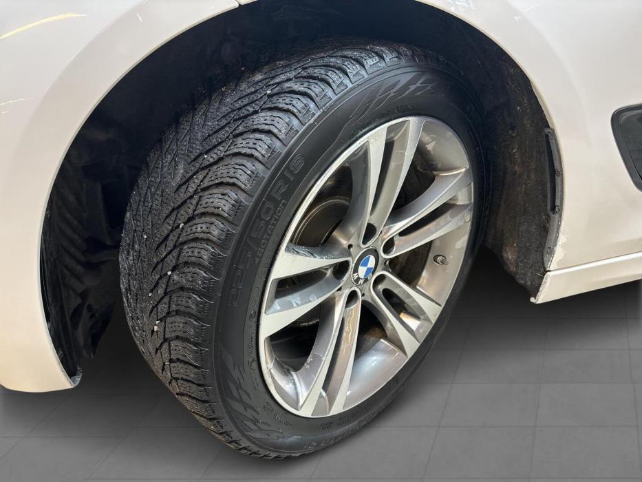 BMW 320 Gran Turismo 2015