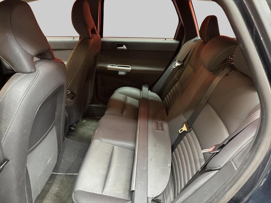 VOLVO V50 2011
