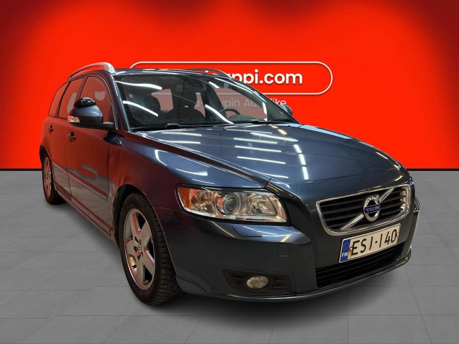 VOLVO V50 2011