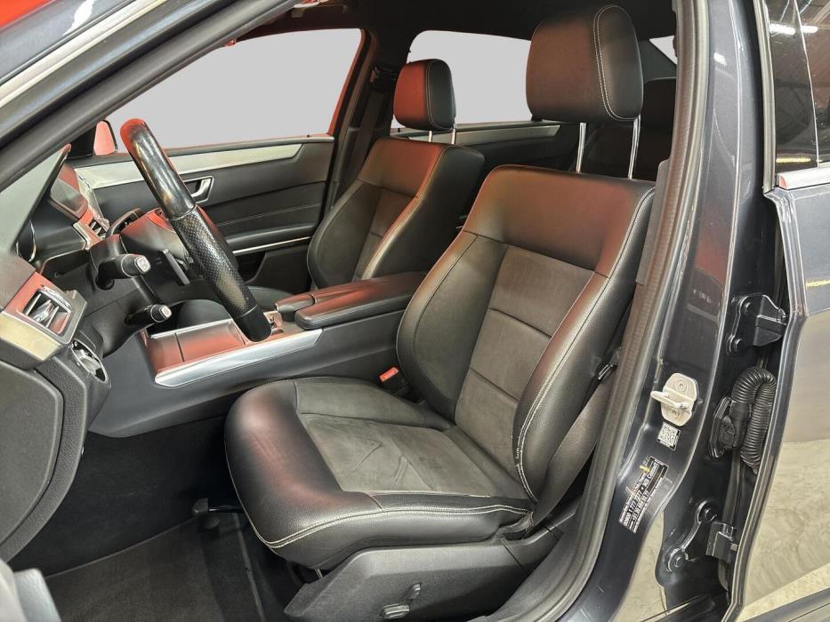 MERCEDES-BENZ E 2014