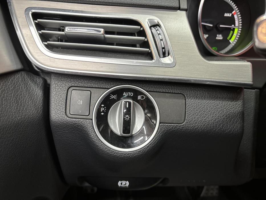 MERCEDES-BENZ E 2014