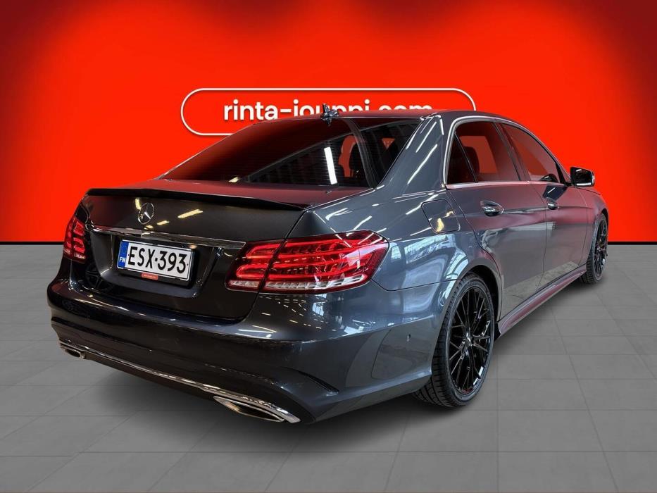 MERCEDES-BENZ E 2014