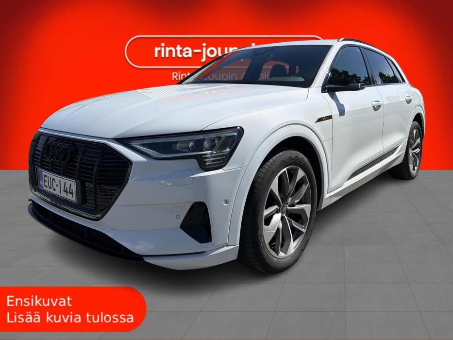 AUDI e-tron 2022