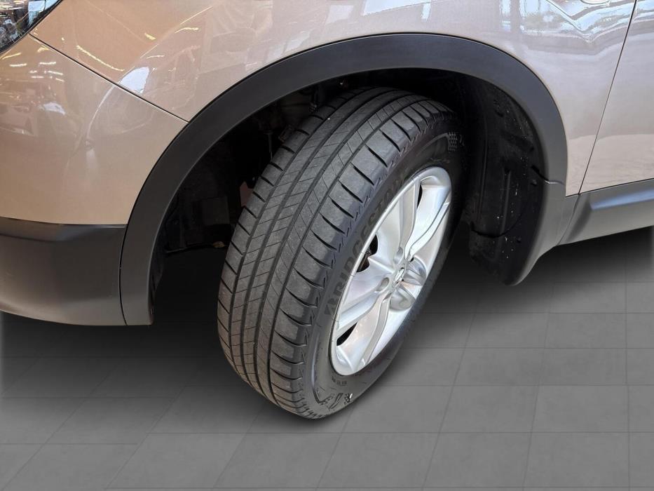 NISSAN Qashqai 2011