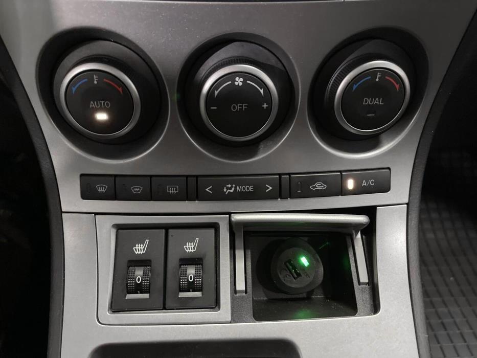 MAZDA Mazda3 2012