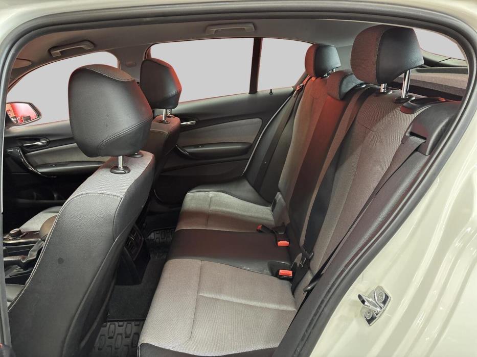 BMW 114 2012