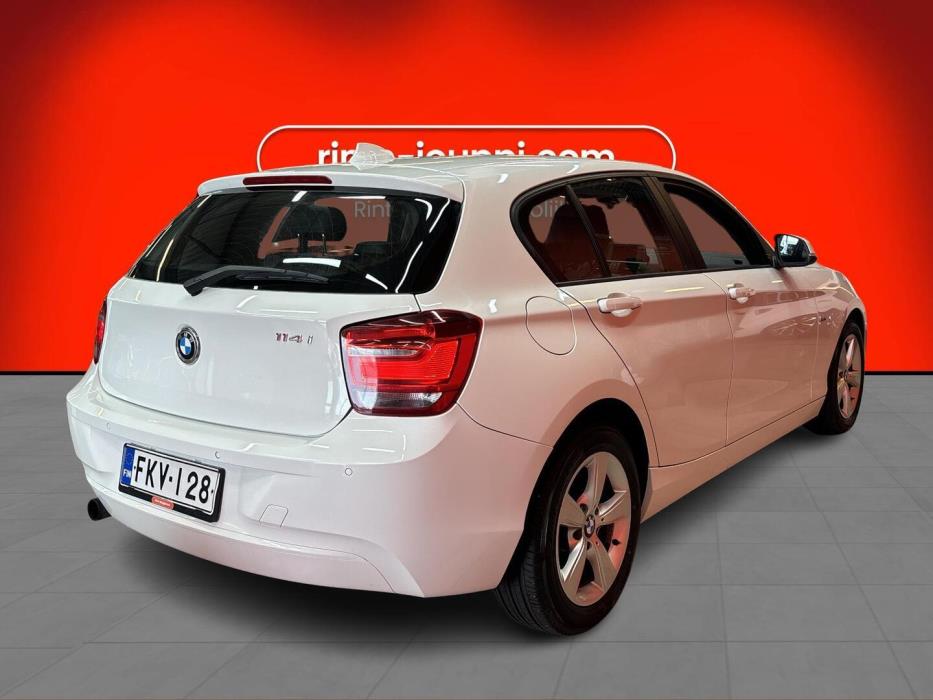 BMW 114 2012
