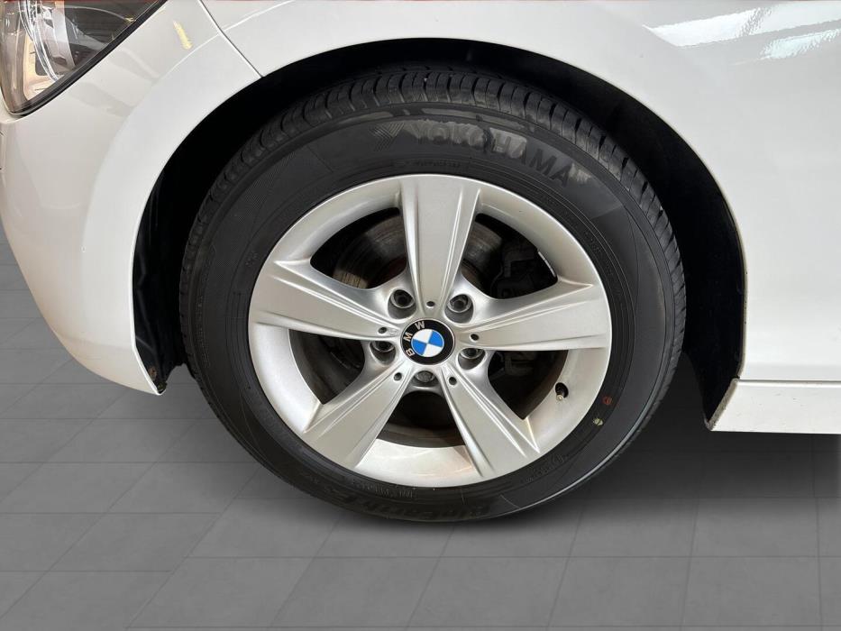 BMW 114 2012