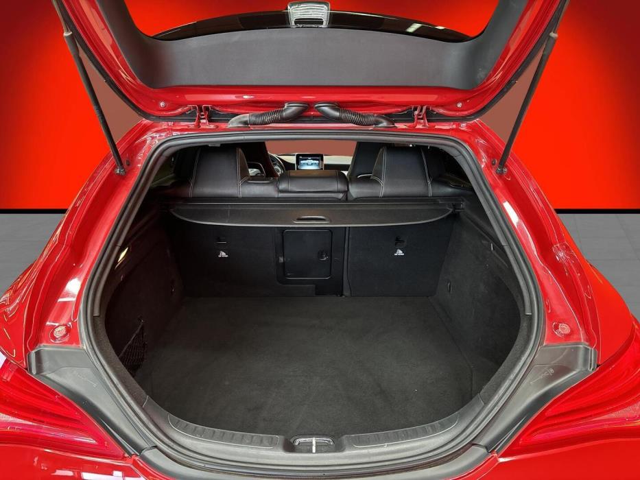 MERCEDES-BENZ CLA 2016