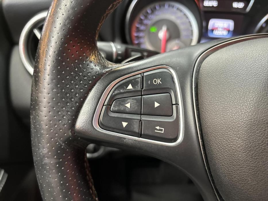 MERCEDES-BENZ CLA 2016