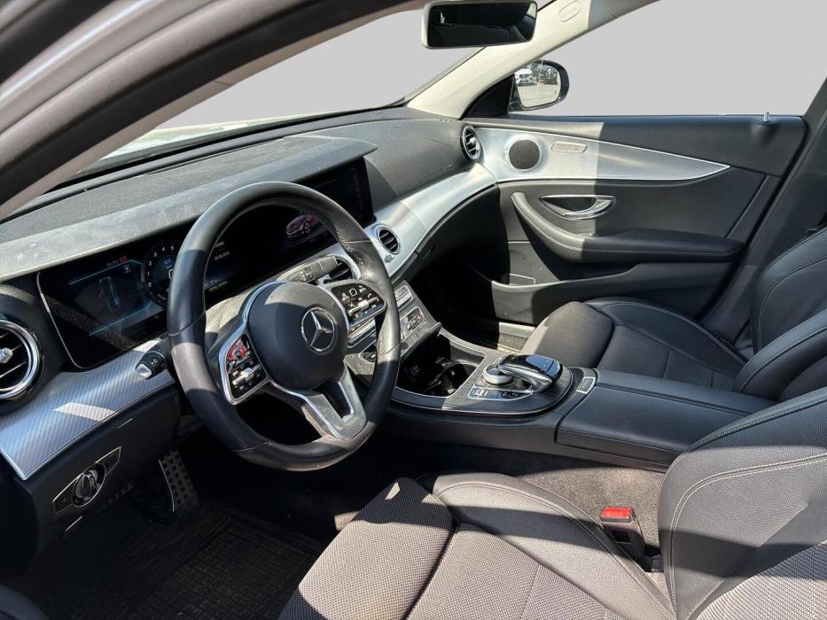 MERCEDES-BENZ E 2019