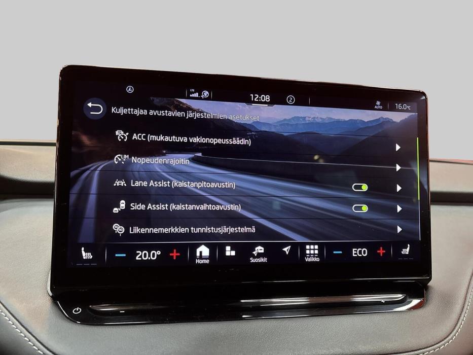 SKODA Enyaq 2022